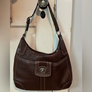 Vintage Coach brown leather shoulder bag